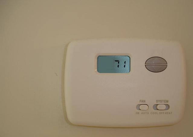 termostat na klimatizaci